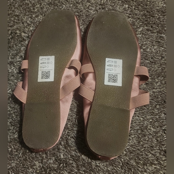 ASOS Mauve Satin Flats with Ribbon Detail Size 7 EUC - Picture 3 of 4